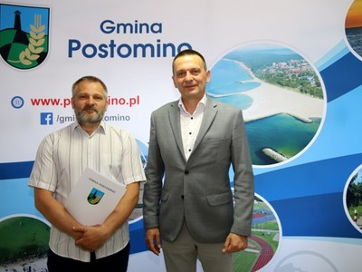 Podpisanie umów Inicjatywy Lokalne
