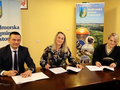 Podpisanie umów na realizację zadań publicznych z trzema klubami sportowymi