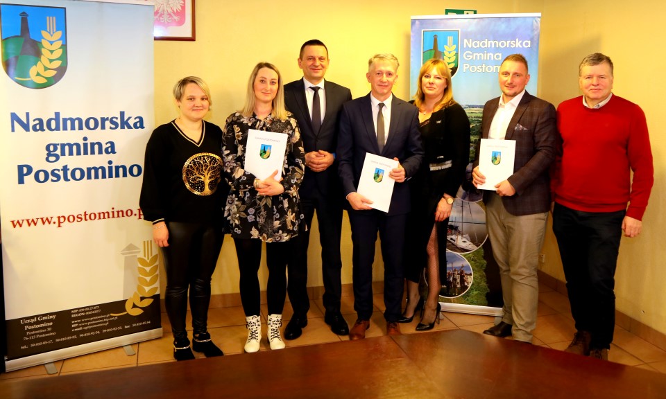 Podpisanie umów na realizację zadań publicznych z trzema klubami sportowymi