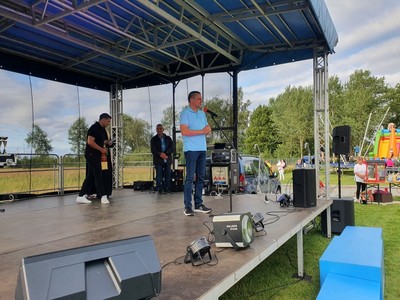 Festyn rodzinny z okazji otwarcia świetlicy w Nosalinie