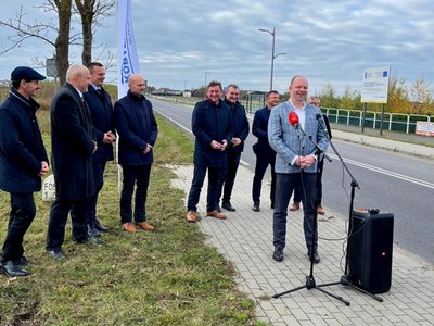 Przekazanie placu budowy drogi 203
