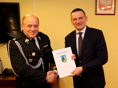 Podpisanie umów z ochotnikami z OSP