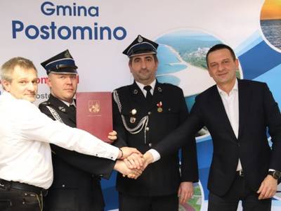 Podpisanie umowy na remont świetlicy i remizy OSP w Chudaczewie