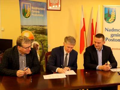 Podpisanie umów na działania sportowe