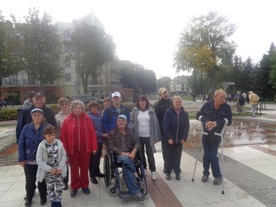 Przed fontanną