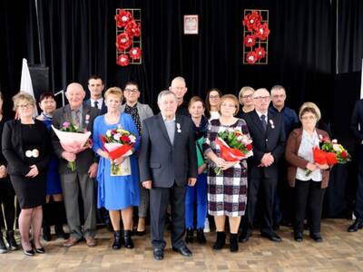 Wręczenie medali z okazji 50 lat pożycia małżeńskiego