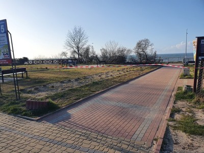 zamknięte wejścia na plażę