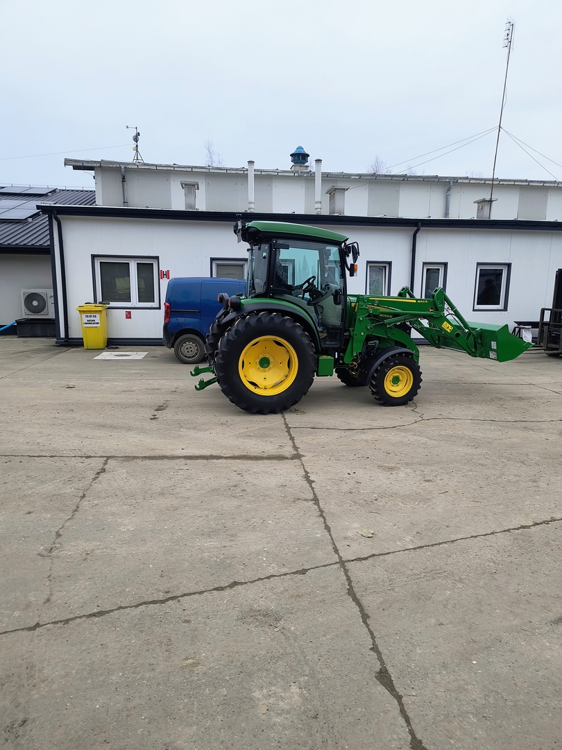 ciagnik_zd3.jpg [3072x4096]