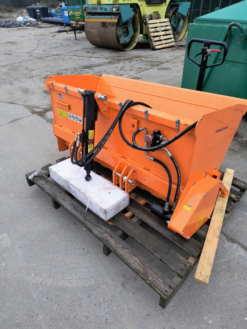 piaskarka.jpg [3072x4096]