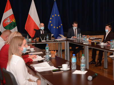 Sesja absolutoryjna w gminie Pysznica - sala widowiskowa w Domu Kultury w Pysznicy