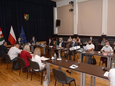 Sesja absolutoryjna w gminie Pysznica - sala widowiskowa w Domu Kultury w Pysznicy