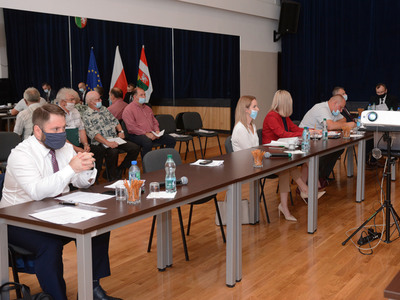 Sesja absolutoryjna w gminie Pysznica - sala widowiskowa w Domu Kultury w Pysznicy