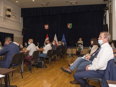 Sesja absolutoryjna w gminie Pysznica - sala widowiskowa w Domu Kultury w Pysznicy