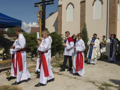 Dożynki na placu przy kościele parafialnym w Jastkowicach - Msza Święta