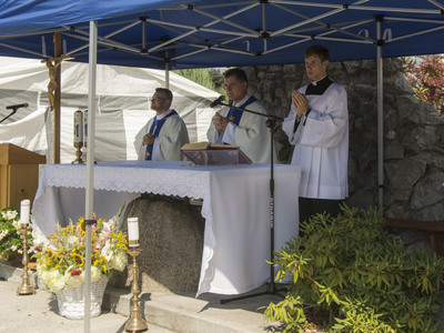Dożynki na placu przy kościele parafialnym w Jastkowicach - Msza Święta