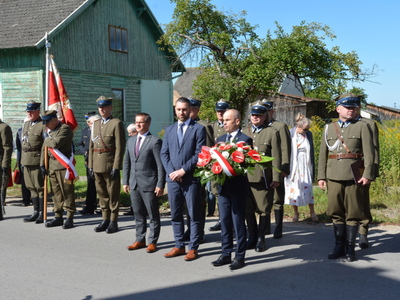 Uroczyste obchody 82 rocznicy śmierci kaprala Franciszka Dziuby w Jastkowicach