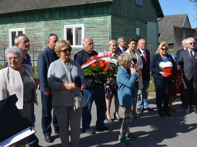 Uroczyste obchody 82 rocznicy śmierci kaprala Franciszka Dziuby w Jastkowicach