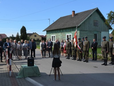 Uroczyste obchody 82 rocznicy śmierci kaprala Franciszka Dziuby w Jastkowicach