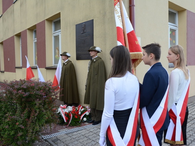 Uroczyste obchody 82 rocznicy śmierci kaprala Franciszka Dziuby w Jastkowicach