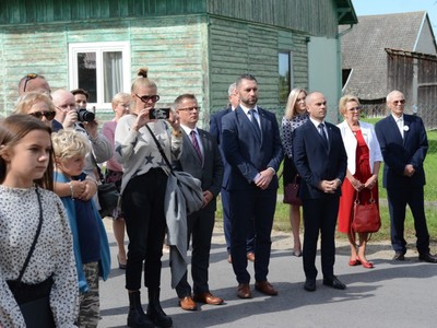 Uroczyste obchody 82 rocznicy śmierci kaprala Franciszka Dziuby w Jastkowicach