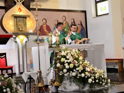 Uroczyste obchody 82 rocznicy śmierci kaprala Franciszka Dziuby w Jastkowicach - Msza Św. w kościele pw. Przemienienia Pańskiego
