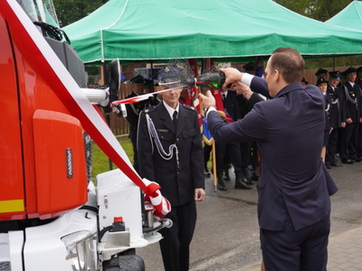 Przekazanie wozu Jednostce OSP Studzieniec