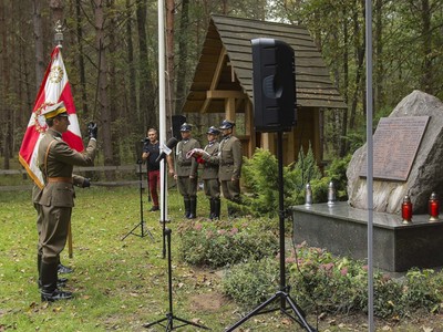 Uroczystości w Kochanach - Poczty Sztandarowe