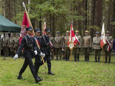 Uroczystości w Kochanach - Poczty Sztandarowe
