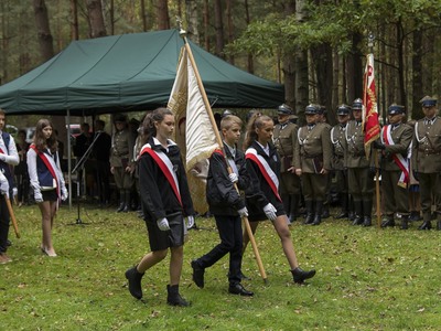 Uroczystości w Kochanach - Poczty Sztandarowe