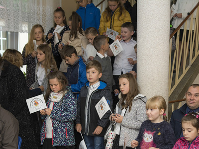 Uroczystość odsłonięcia tablicy pamiątkowej w PSP w Kłyżowie
