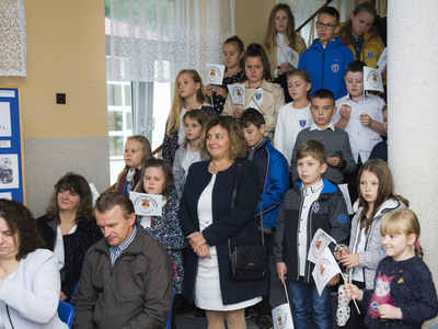Uroczystość odsłonięcia tablicy pamiątkowej w PSP w Kłyżowie