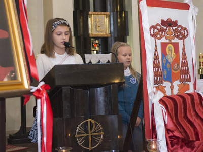 Uroczystość odsłonięcia tablicy pamiątkowej w PSP w Kłyżowie - Msza Św. w kościele pw. Wniebowzięcia NMP i św. Maksymiliana Kolbe w Kłyżowie