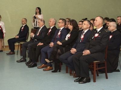 Uroczystości 103 Rocznicy Odzyskania Niepodległości w Krzakach - Wieczornica w PSP im. Orła Białego „Była, jest i będzie…droga do wolności”.
