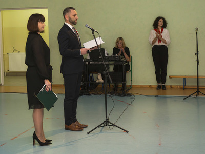Uroczystości 103 Rocznicy Odzyskania Niepodległości w Krzakach - Wieczornica w PSP im. Orła Białego „Była, jest i będzie…droga do wolności”.