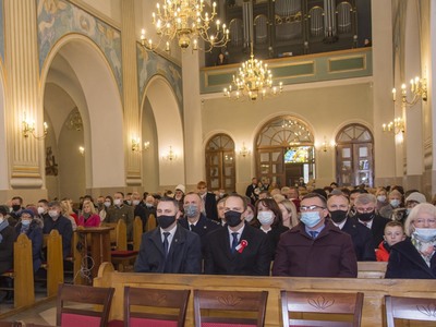 Uroczystości 103 Rocznicy Odzyskania Niepodległości w Kościele pw. Podwyższenia  Świętego Krzyża w Pysznicy.