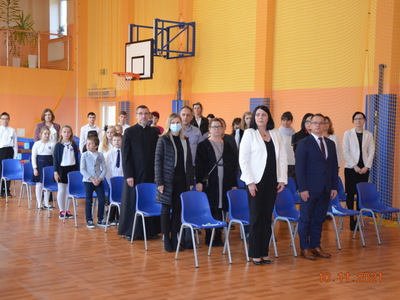 Uroczystości 11 listopada w PSP im. Kard. Stefana Wyszyńskiego w Kłyżowie
