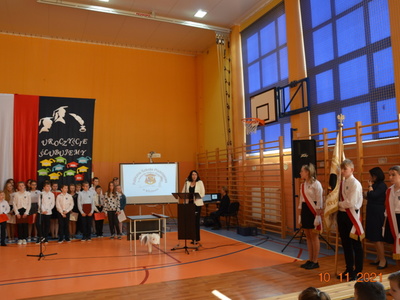 Uroczystości 11 listopada w PSP im. Kard. Stefana Wyszyńskiego w Kłyżowie