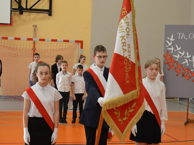 Uroczystości 11 listopada w PSP im. Armii Krajowej w Jastkowicach