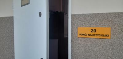 tabliczka pokój nauczycielski