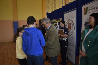 Wręczenie nagród podczas eliminacji Ogólnopolskiego Turnieju Bezpieczeństwa w Ruchu Drogowym