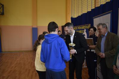 Wręczenie nagród podczas eliminacji Ogólnopolskiego Turnieju Bezpieczeństwa w Ruchu Drogowym