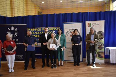 Wręczenie nagród podczas eliminacji Ogólnopolskiego Turnieju Bezpieczeństwa w Ruchu Drogowym