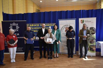 Wręczenie nagród podczas eliminacji Ogólnopolskiego Turnieju Bezpieczeństwa w Ruchu Drogowym