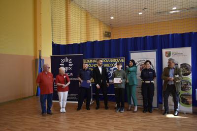 Wręczenie nagród podczas eliminacji Ogólnopolskiego Turnieju Bezpieczeństwa w Ruchu Drogowym