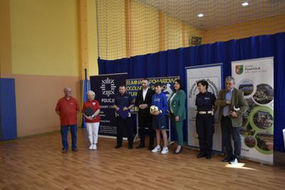 Wręczenie nagród podczas eliminacji Ogólnopolskiego Turnieju Bezpieczeństwa w Ruchu Drogowym