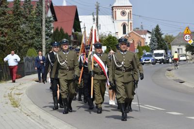 Uroczyste obchody uczczenia 85. rocznicy śmierci kaprala Franciszka Dziuby w Jastkowicach