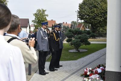 Uroczyste obchody uczczenia 85. rocznicy śmierci kaprala Franciszka Dziuby w Jastkowicach