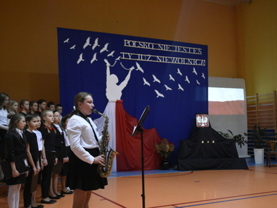 wieczornica w szkole w Kłyżowie