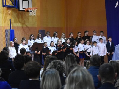 wieczornica w szkole w Kłyżowie