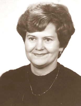 Zdjęcie przedstawia Wiesława Kiermaszek Lamla tytuł HONOROWEGO OBYWATELA GMINY LUBOMIA otrzymała 11022009 r [309x404]